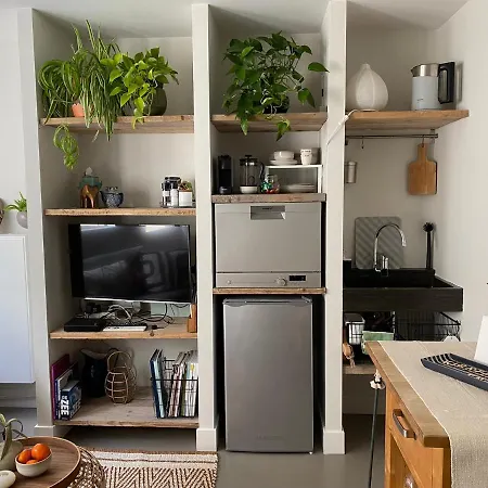 Romantic Wellness BnB Noordwijk-2