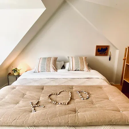 Romantic Wellness BnB Noordwijk-3